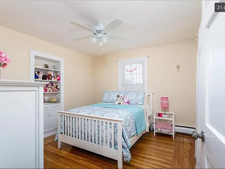 358 Jastram St — Photo 9