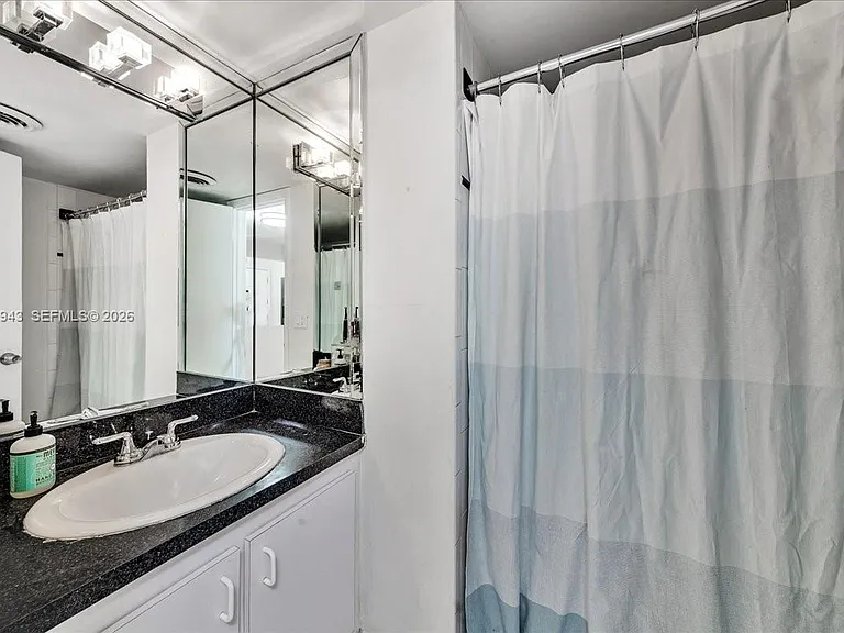 9225 SW 87th Ave #A12 — Photo 17