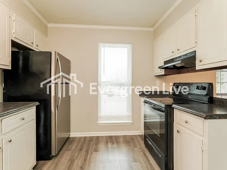 3507 Edmonton St — Photo 7
