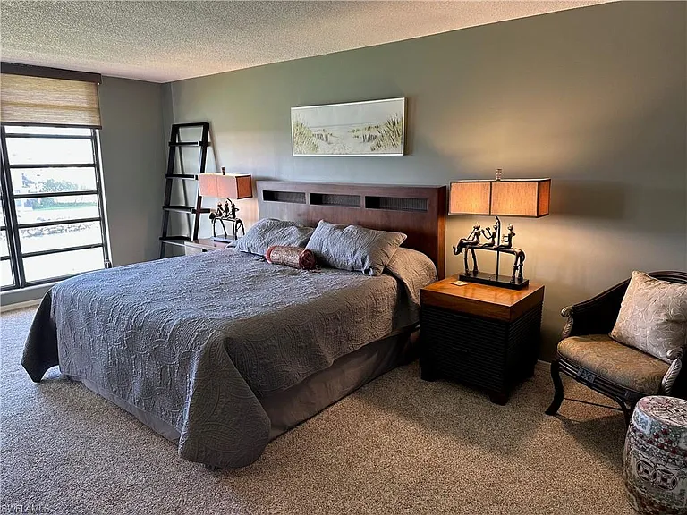 2305 Gulf Shore Blvd N #313 — Photo 11