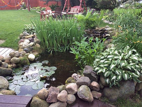 2nd image of 924 Fairview Dr