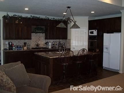 3rd image of 422 Commons Vista Dr