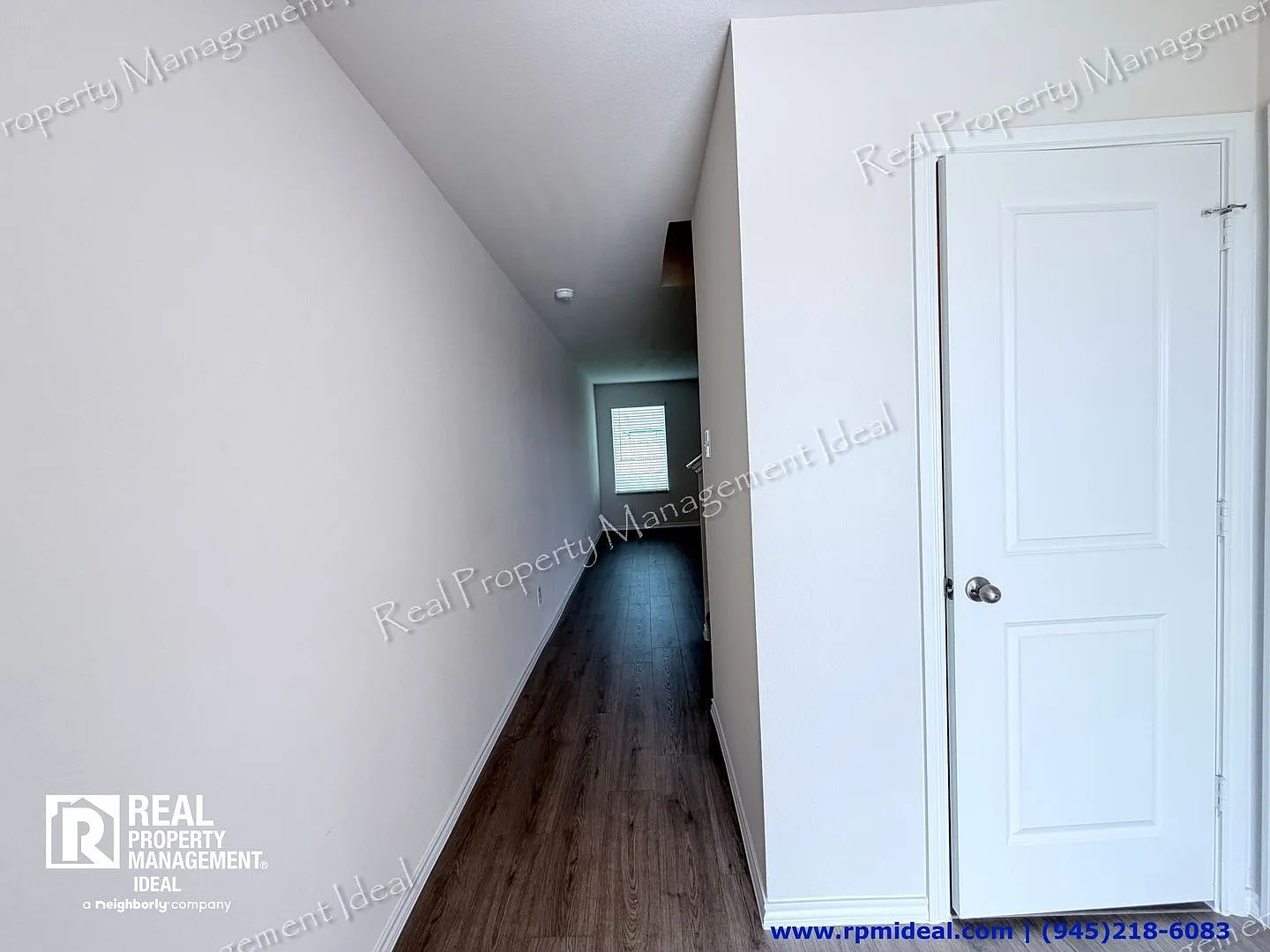 5 bed, 2.5 bath, 1892 sqft, $2,049 — Photo 4
