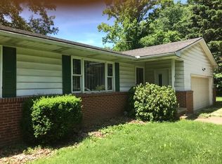 394 Springcrest Dr, Akron, OH 44333