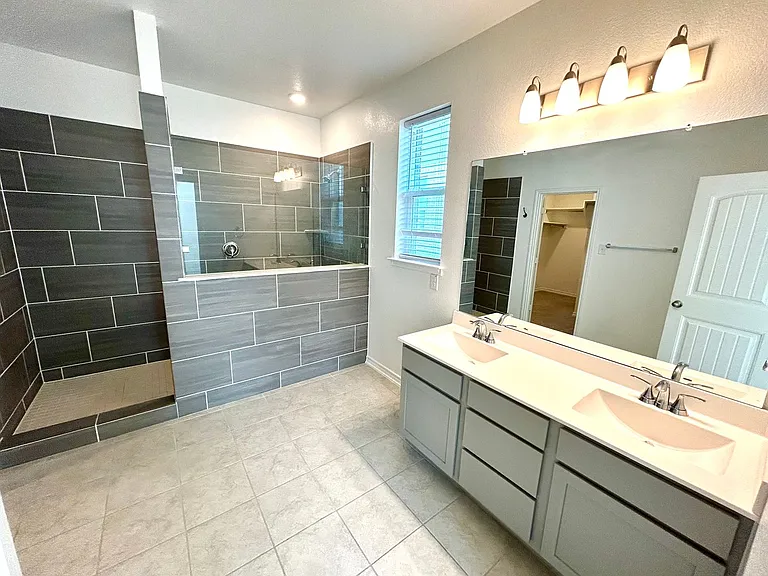 15352 Electra Cir — Photo 22