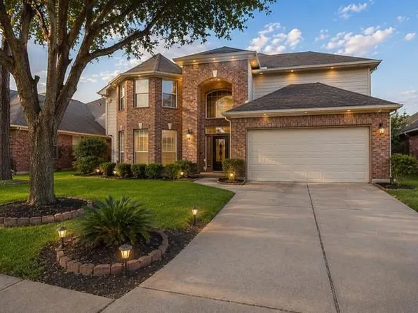 17319 Deep Prairie Dr, Houston, TX 77095