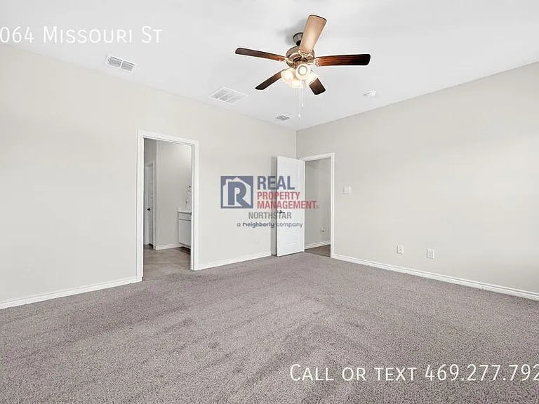 2064 Missouri St — Photo 24