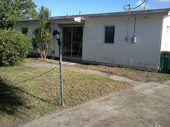 2nd image of 214 Prince Ave