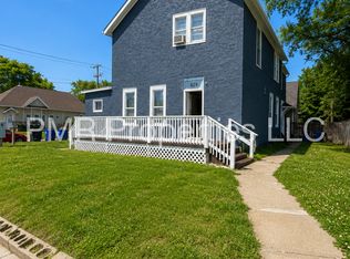 828 Avenue B APT 1, Council Bluffs, IA 51503