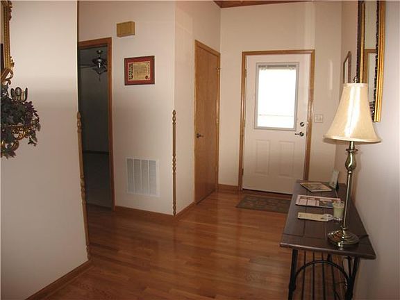 3rd image of 1812 Berrywood Dr #33