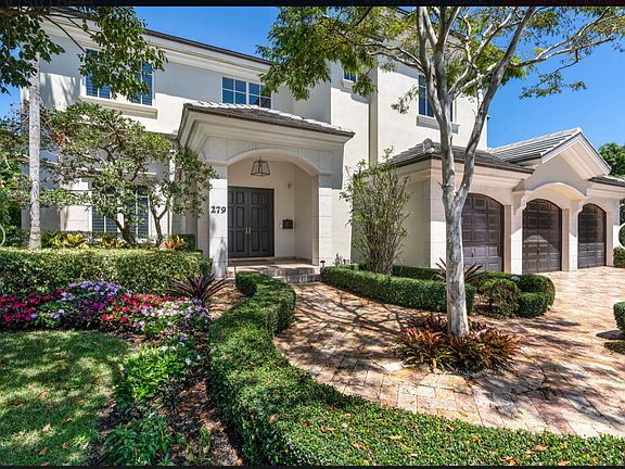 3rd image of 279 Codrington Dr