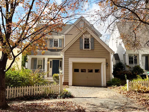119 Amherst Cmn, Charlottesville, VA 22903