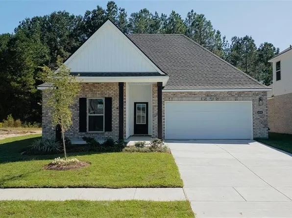 65748 Rouquette Dr, Lacombe, LA 70445