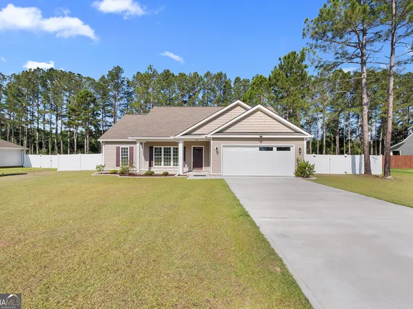 309 Tallulah Bnd, Ellabell, GA 31308