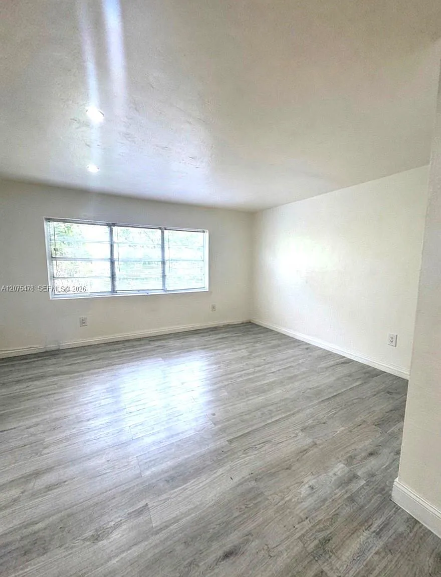Arbah Condo — Photo 2