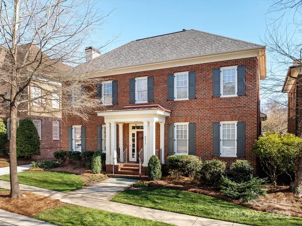 8915 Heydon Hall Cir, Charlotte, NC 28210