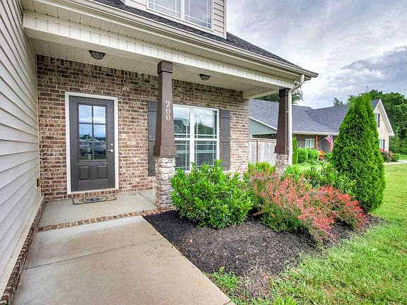 3rd image of 200 Winding Branch Ct