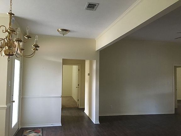 2nd image of 6005 Beacon Hill Dr