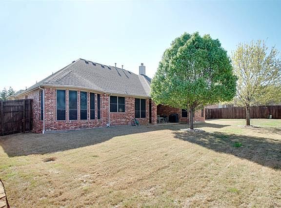 4th image of 4001 Regency Park Ct