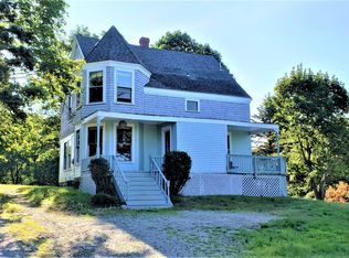 17 Greens Hill Ln, Deer Isle, ME 04627