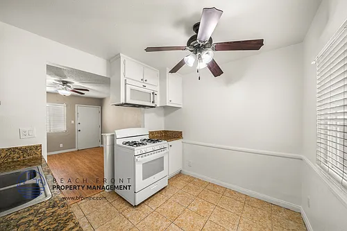 9320-9330 Elm Vista Dr. Photo 1