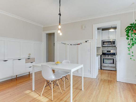 3rd image of 3216 Fremont Ave S APT 2