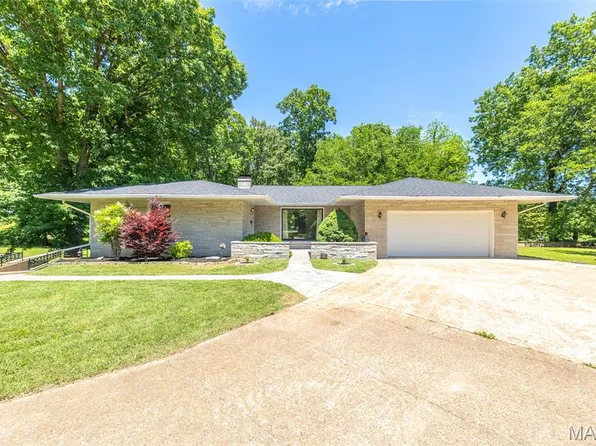 9 Green Meadows Dr, Doniphan, MO 63935