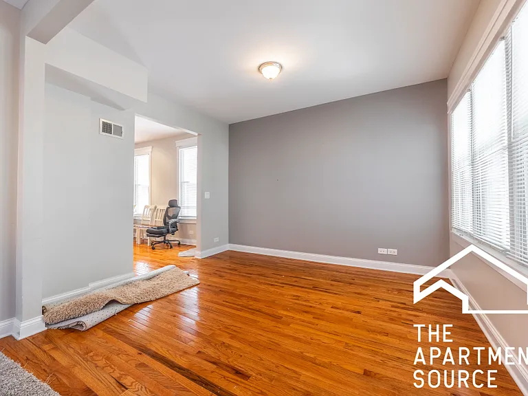 4325 N Lawndale Ave — Photo 5
