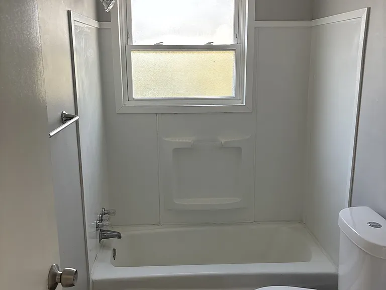 2680 Woodward Ave SW — Photo 9