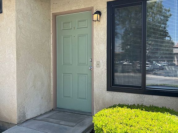 4th image of 8600 Lyn River Ct #3