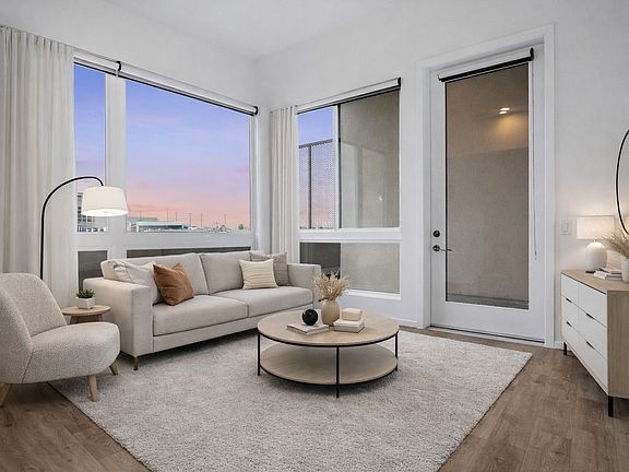 3rd image of 4186 4th Ave #11261875