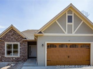 26 Ledgewiew Dr, Camdenton, MO 65020