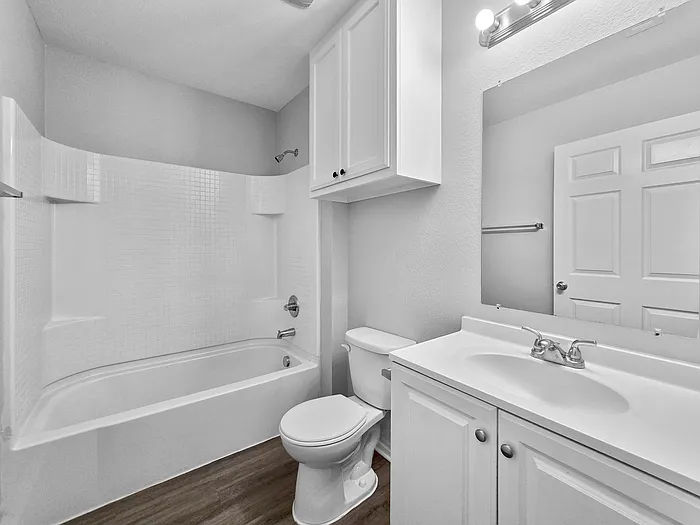 1332 Dreiss St — Photo 14