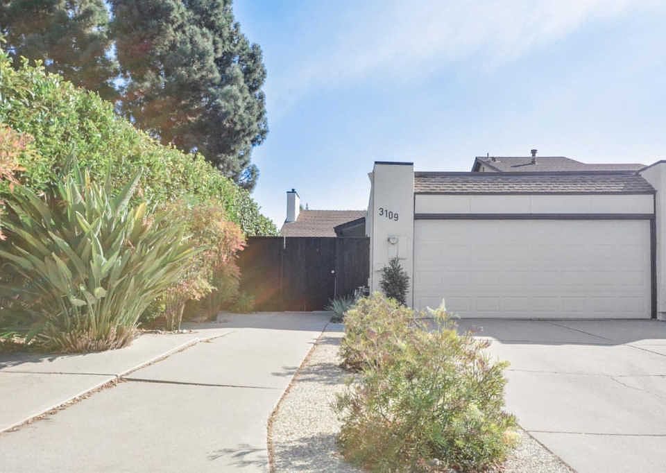 1st image of 3109 Acorn Ct