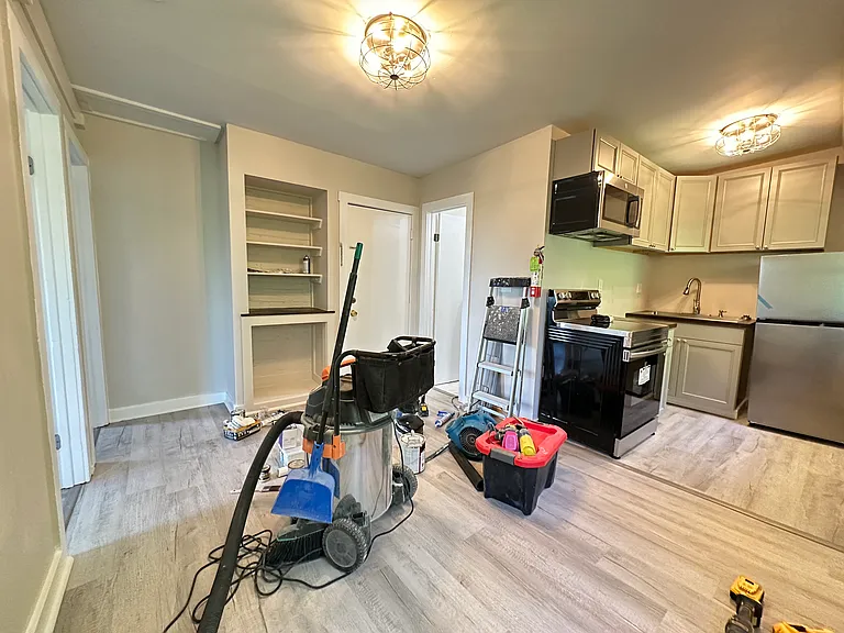 4 Bixby Hill Rd #4 — Photo 3