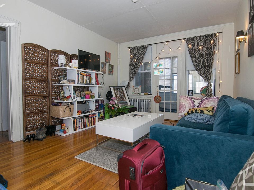 1st image of 1632 Commonwealth Ave #9CA
