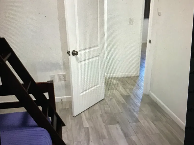 22230 Olean Blvd — Photo 11