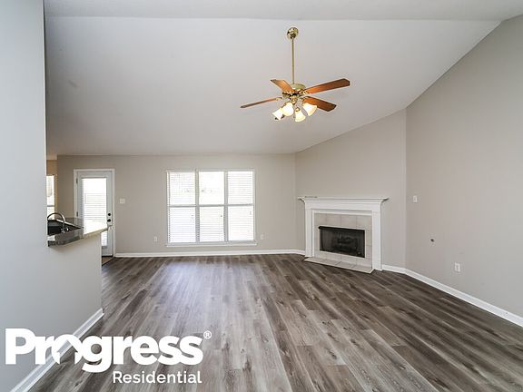 3rd image of 4046 Rosebury Ln