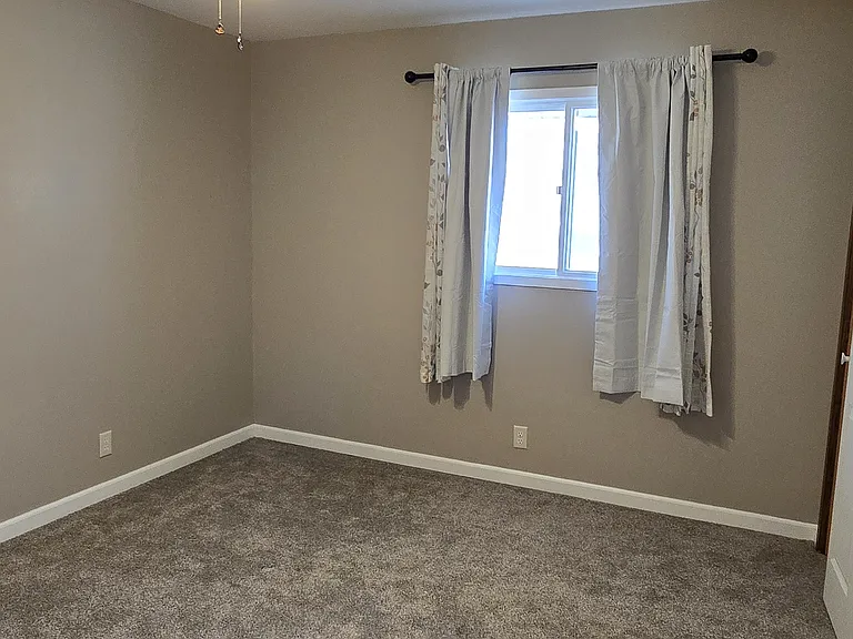 4520 S Washington Ave — Photo 20