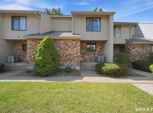 4 Amato Dr APT J, South Windsor, CT 06074