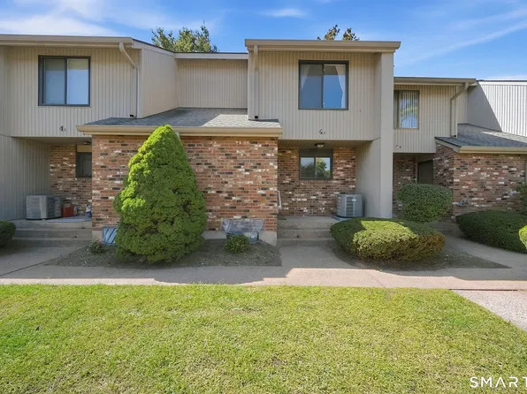 4 Amato Dr APT J, South Windsor, CT 06074