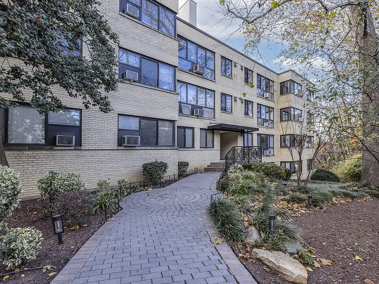 3901 Tunlaw Rd NW #505 — Photo 16