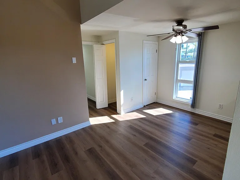 725 Domingo Dr — Photo 29