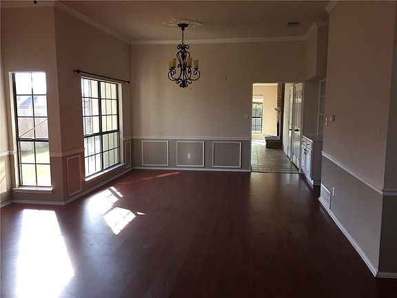 3rd image of 7721 Iola Dr