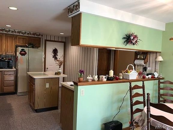 5th image of 43 Southwick Dr