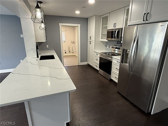 5th image of 1534 Ricardo Ave