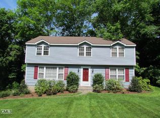 125 Heather Ln, Wilton, CT 06897