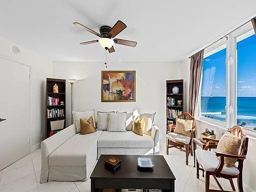 3221 S Ocean Blvd #405 — Photo 3