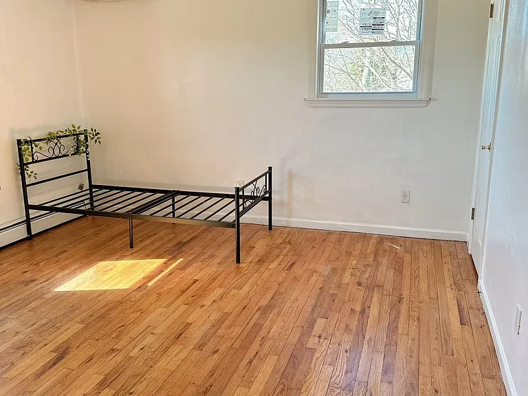 379 Old Town Rd — Photo 19