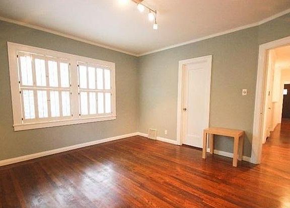 Bedroom #1